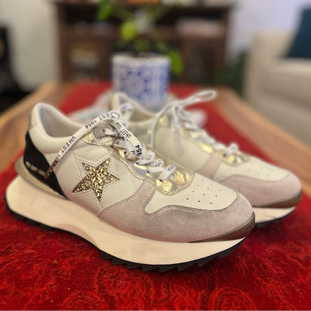 Vintage Havana White and Gold Star Sneakers